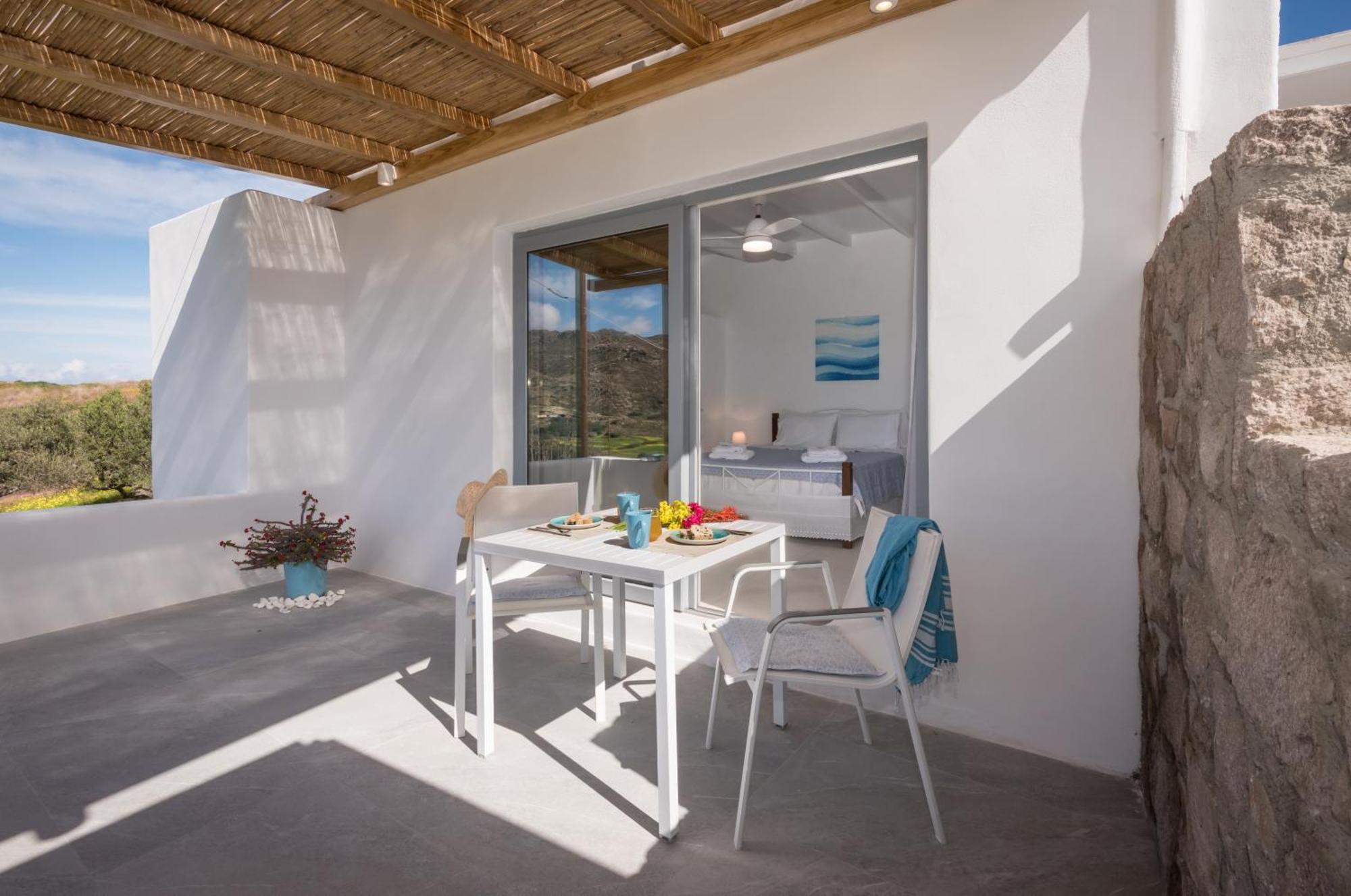 Sarantis Suites & Apartments Provatász Kültér fotó
